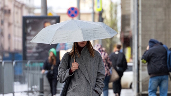    14 мая в Москве ожидается облачная погода с прояснениями, небольшой дождь ©Oleg Elkov/Shutterstock/Fotodom