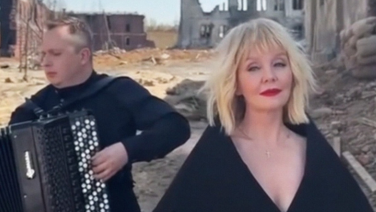 Кадр из клипа