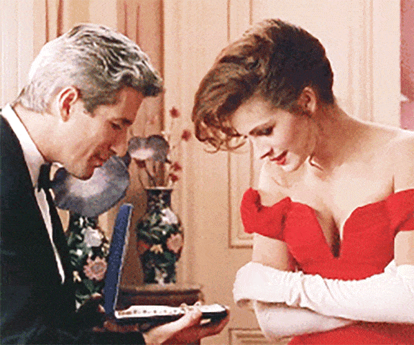 Ну да, история сей басни такова, что внутри каждой женщины живёт прекрасный Лебедь!