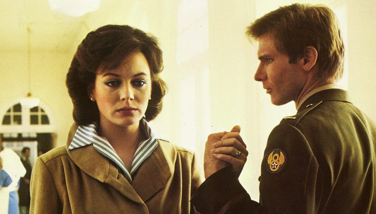 Кадр из фильма "Ганновер-стрит" (1979)