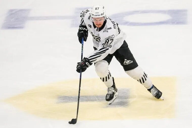 Андрей Светлаков начал седьмой поход за Кубком Гагарина. Фото: hctraktor.org