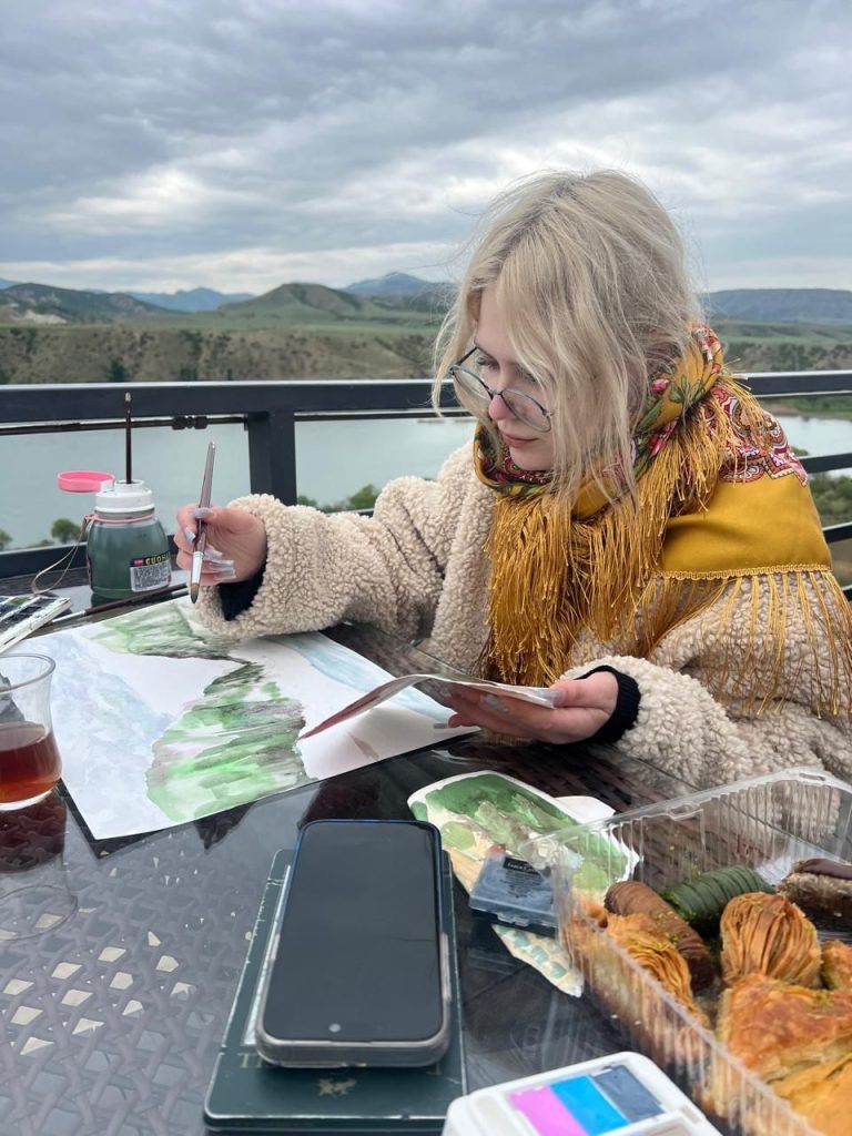 Листайте вправо, чтобы увидеть больше изображений