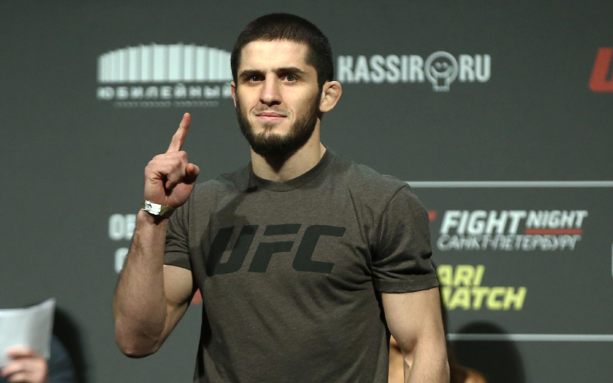 Ислам Махачев