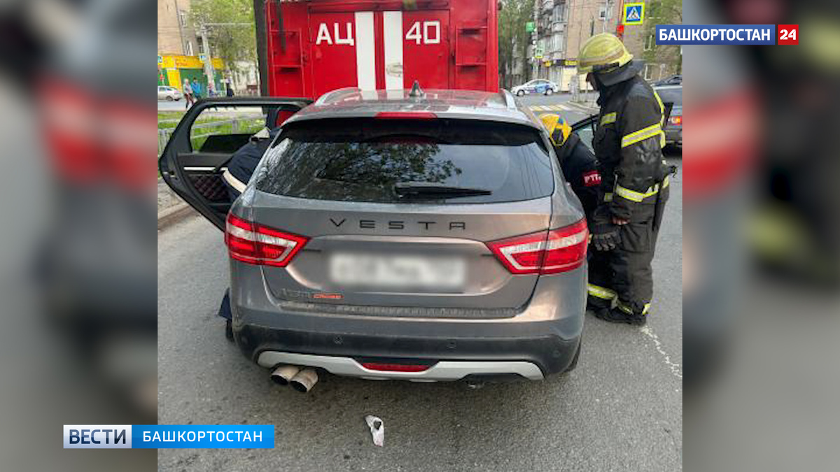    Пьяный уфимец угнал автомобиль и врезался в пожарную машину: пострадали двое детей