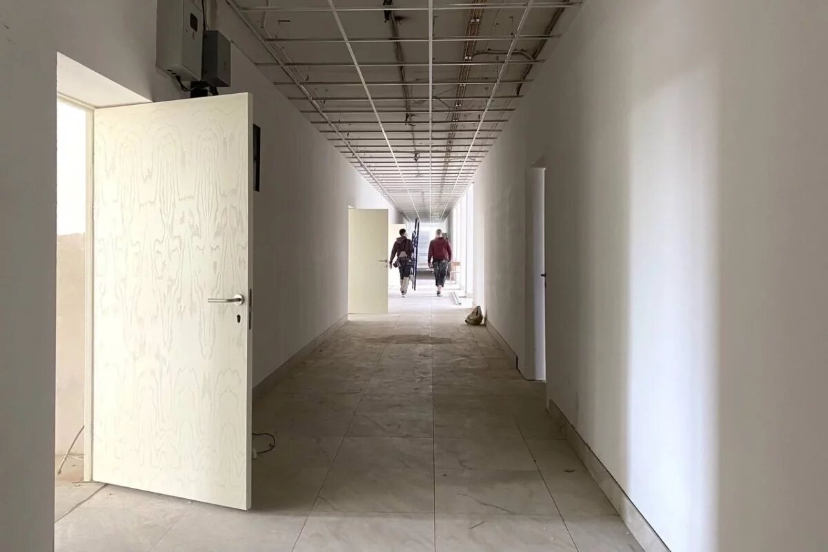    В школе №13 в Пскове продолжается капитальный ремонт