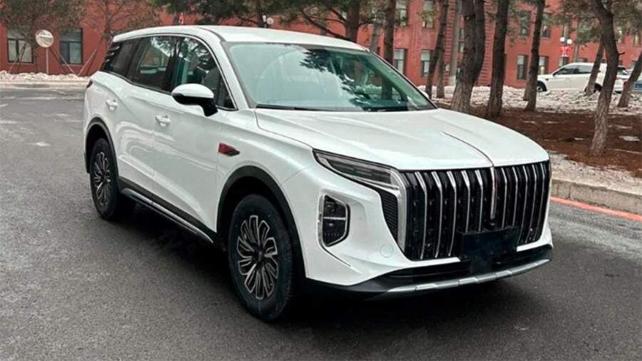 Фото заимствовано - https://iz.ru/1469864/2023-02-14/poiavilis-pervye-foto-novogo-krossovera-hongqi-hs6