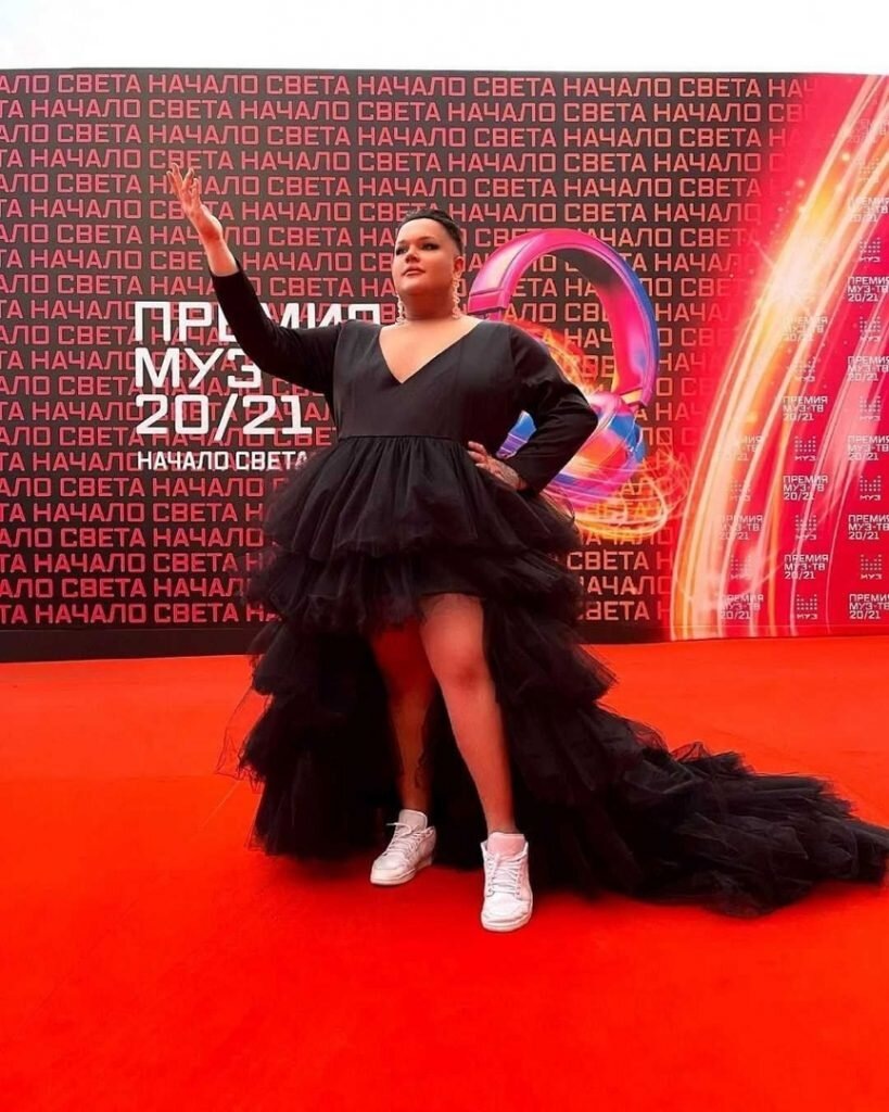 Игорь Синяк на красной дорожке