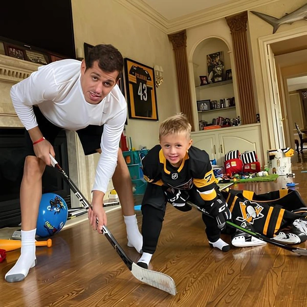 Любовь к спорту передалась Никите от отца

