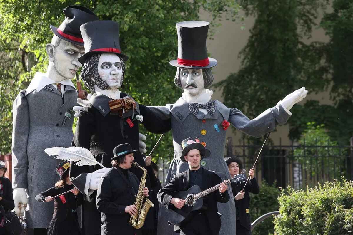    Псковичи смогут выбрать маршрут шествия участников Дней Пушкинской поэзии