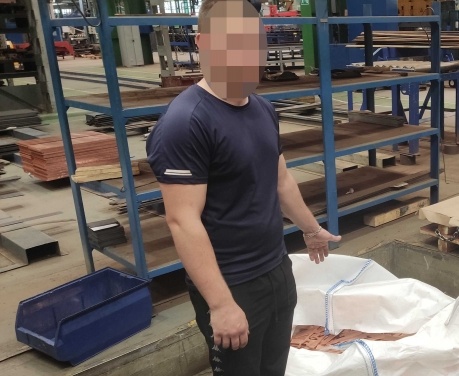    CREATOR: gd-jpeg v1.0 (using IJG JPEG v62), quality = 100 Алёна Бережная