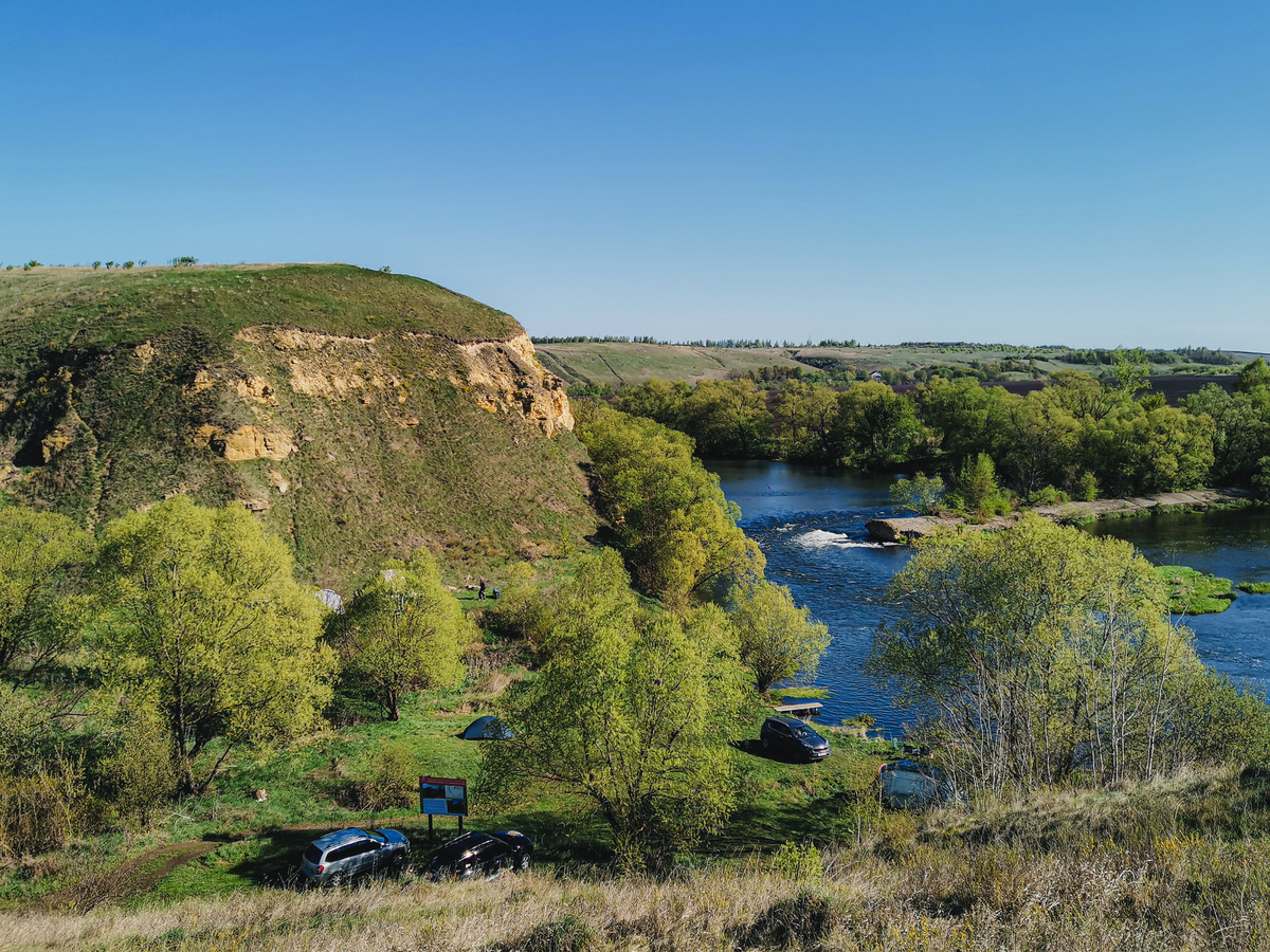 Река Красивая меча, вид на Ишутинскую гору