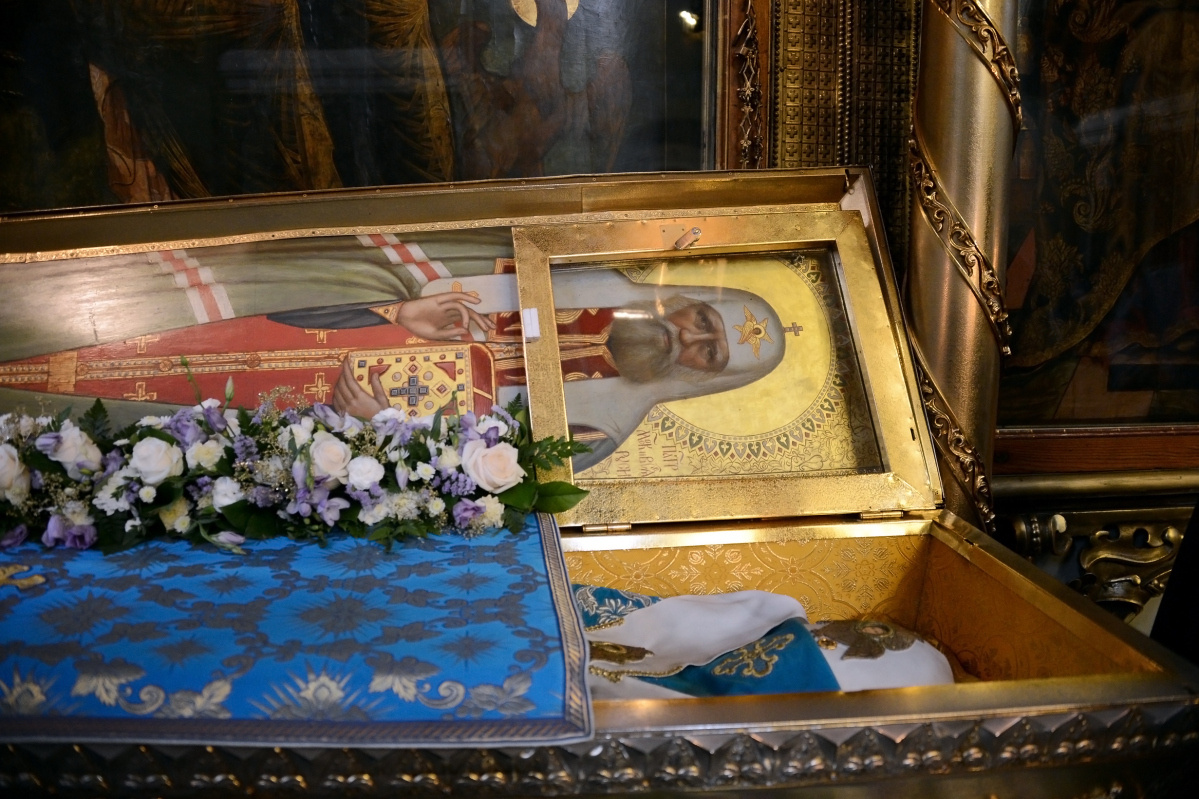    Мощи будут находиться в Воскресенском кафедральном соборе 18 и 19 мая. Событие приурочено к 100-летию