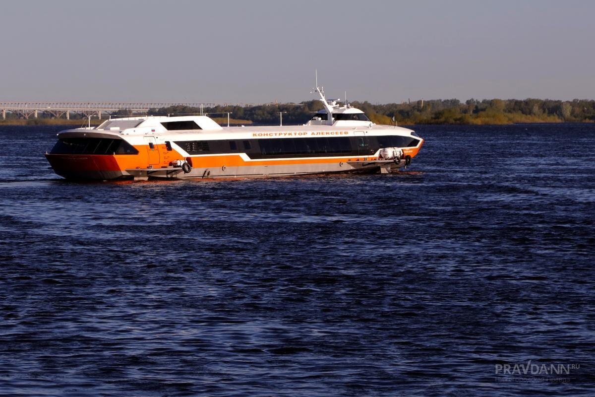   По пути судно сделает остановки в Васильсурске и Козьмодемьянске