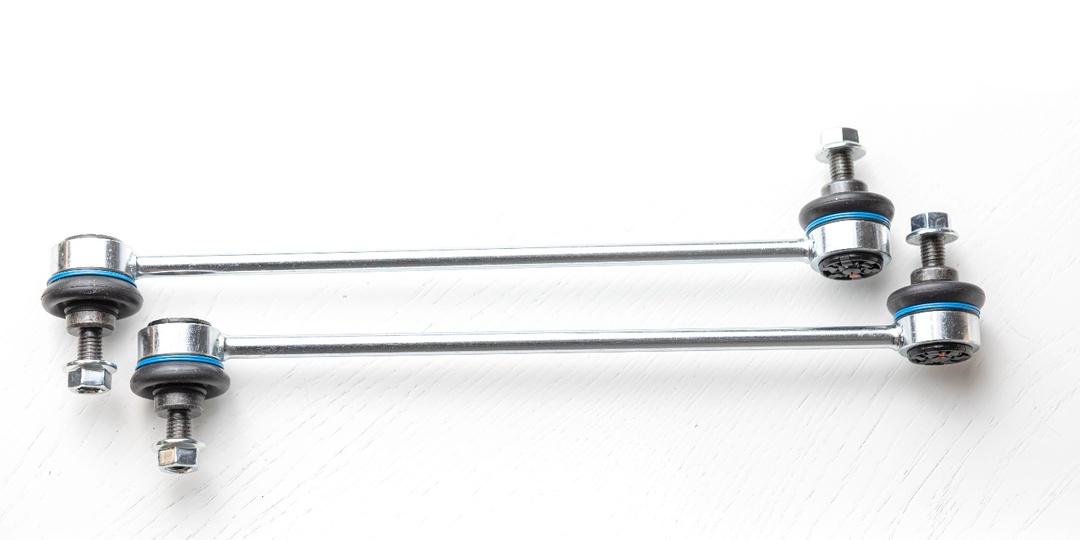 Замена стоек стабилизатора: зачем нужна и когда нужно делать