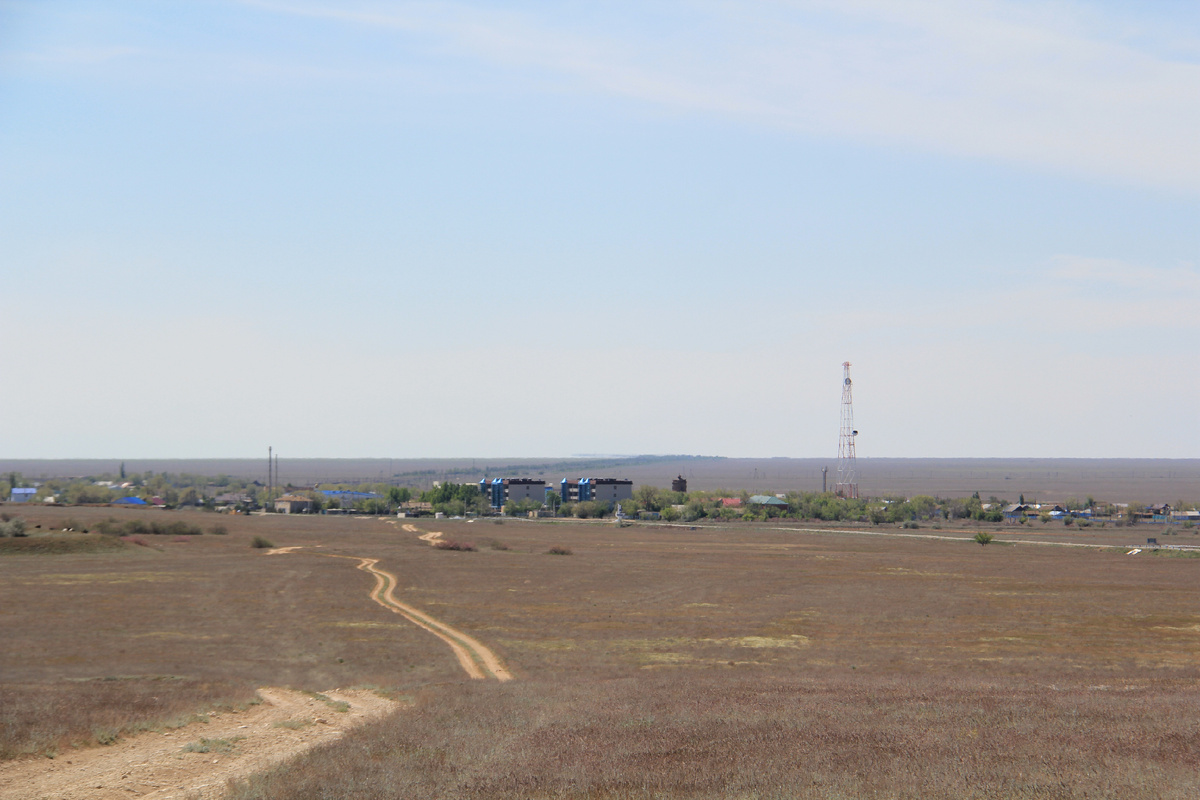 Вид на поселок с горы