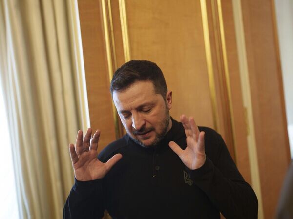    © AP Photo / Evgeniy Maloletka