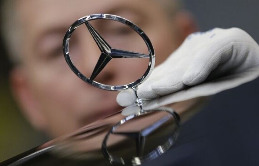    «Mercedes, яхты. Те, кто дают скромные суммы, торгуются сами с собой»: в РПЦ призвали дарить священникам дорогие подарки