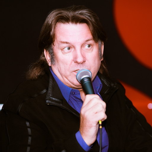     Юрий Лоза заявил, что Клава Кока не умеет петь