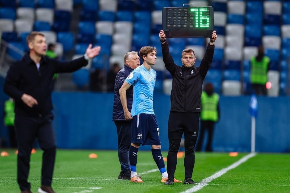    Иван Бобер дебютировал за «Крылья Советов» в РПЛ. Сайт ПФК "Крылья Советов"