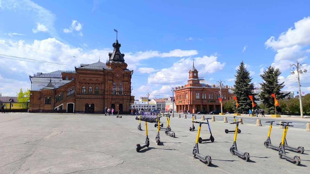 Соборная площадь. С 1917 по 1991г.г называлась площадью Свободы. Фото автора 