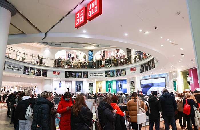    Очередь на вход в магазин Uniqlo в Москве. Март, 2022 года. Сергей Фадеичев/ТАСС