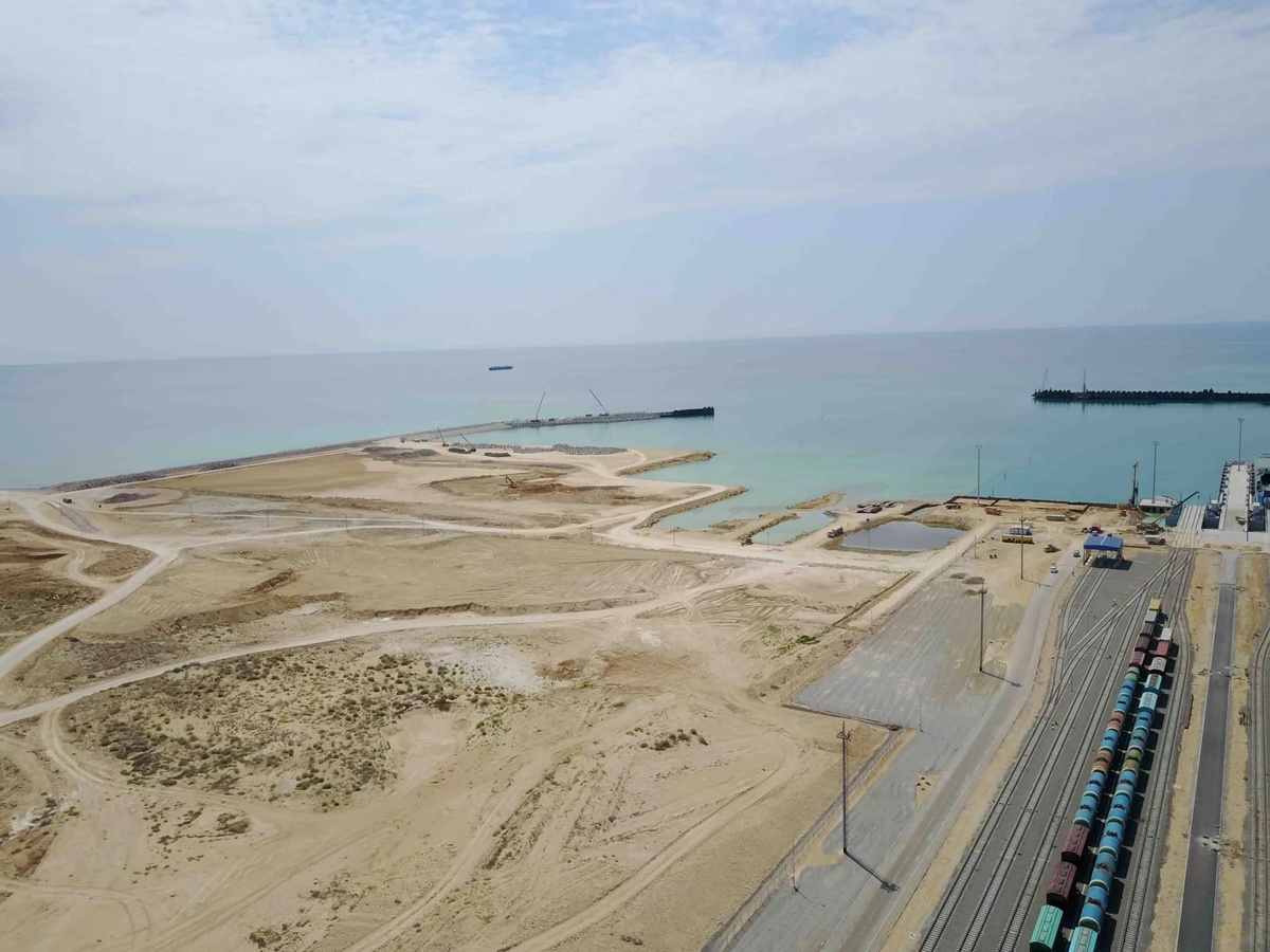 Фото с сайта Semurg Invest