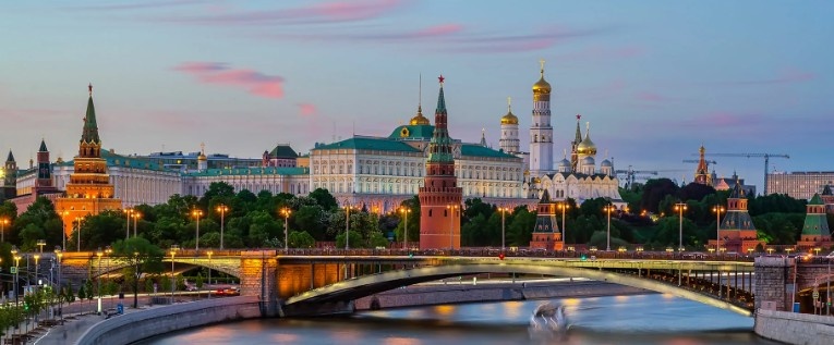 https://www.kp.ru/putevoditel/spetsproekty/klimat-moskvy/