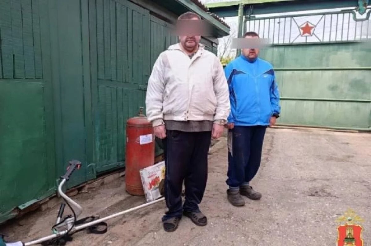    В Тверской области за кражу из дачного дома задержали семейный подряд