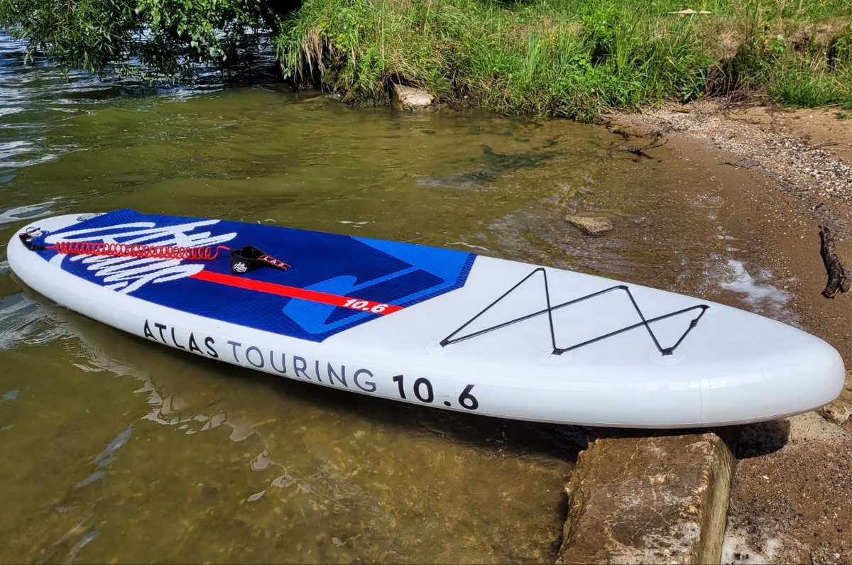 Сапборд Atlas Touring 10.6 на прогулке по озеру Сенеж