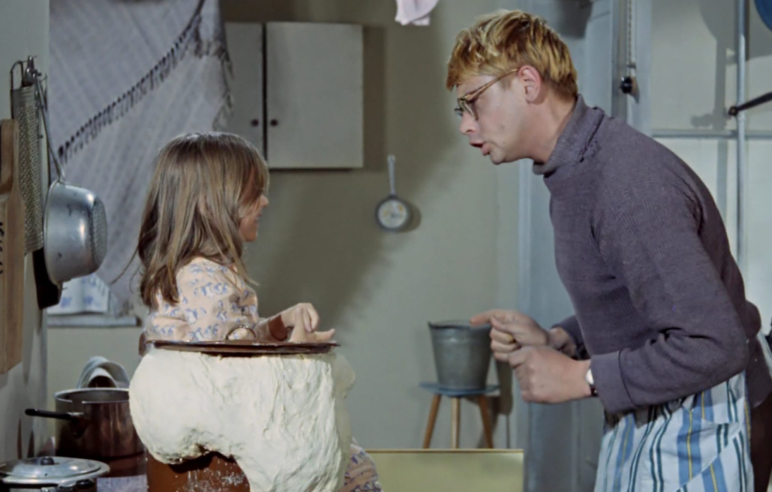 Татьяна Градова, кадр из фильма "Операция "Ы" и другие приключения Шурика"