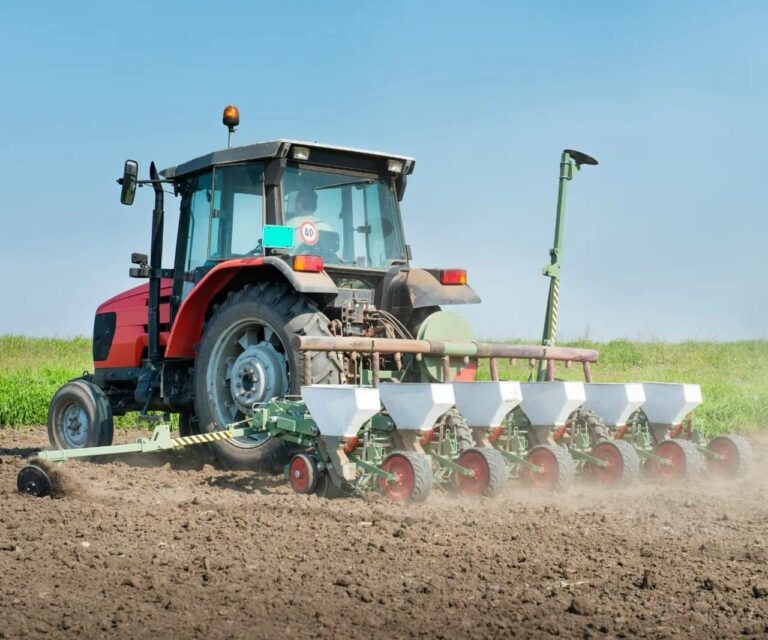    Аграрии Оренбуржья засеяли первый миллион гектаров Белов Михаил Александрович