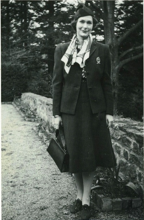 Кэролайн Вулси Ферридей  (3 июля 1902 — 24 апреля 1990) американская благотворительница и волонтер. Была  награждена орденом Почётного легиона французским правительством в 1950-х годах за поддержку французского Сопротивления.Источник фото:https://ru.pinterest.com/pin/1759287337885751