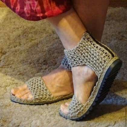 Стоит ли вязать обувь?