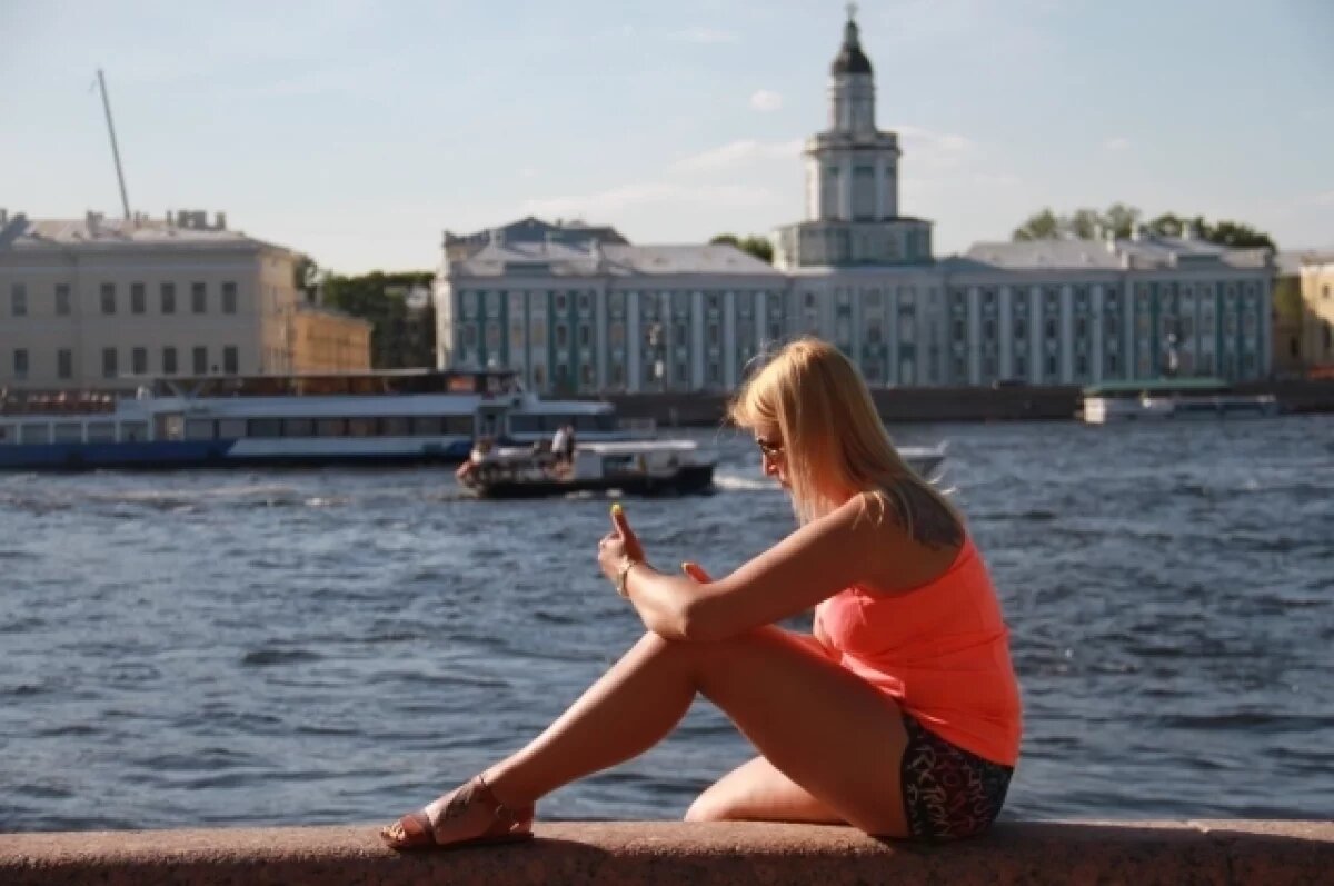    В Петербурге усилят видеоконтроль за реками и каналами