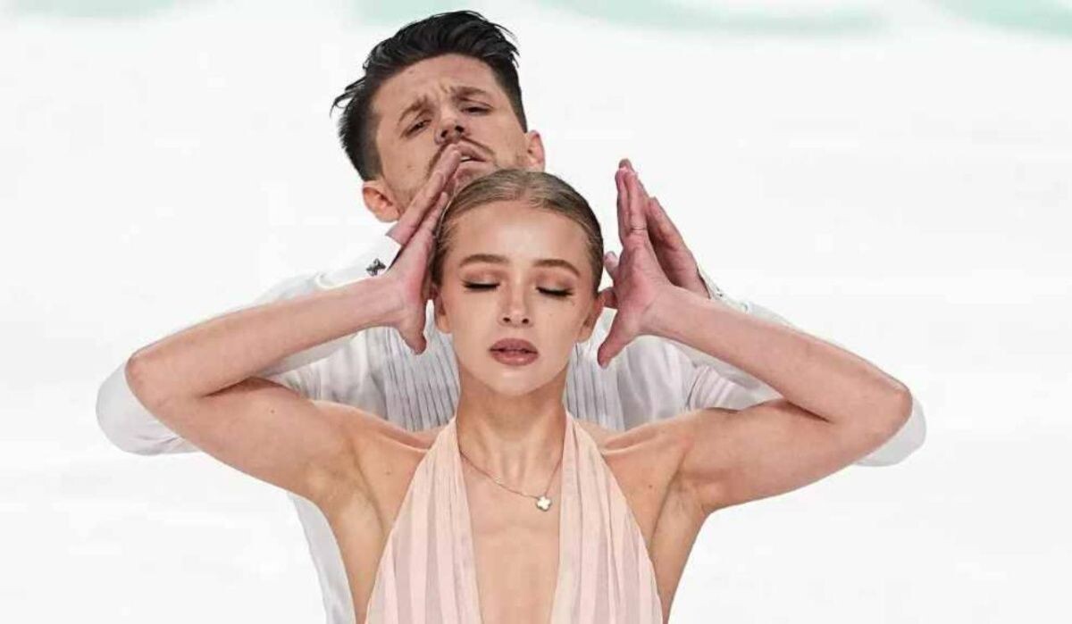     Фигуристы. Источник: ria.ru Автор фото: Александр Вильф