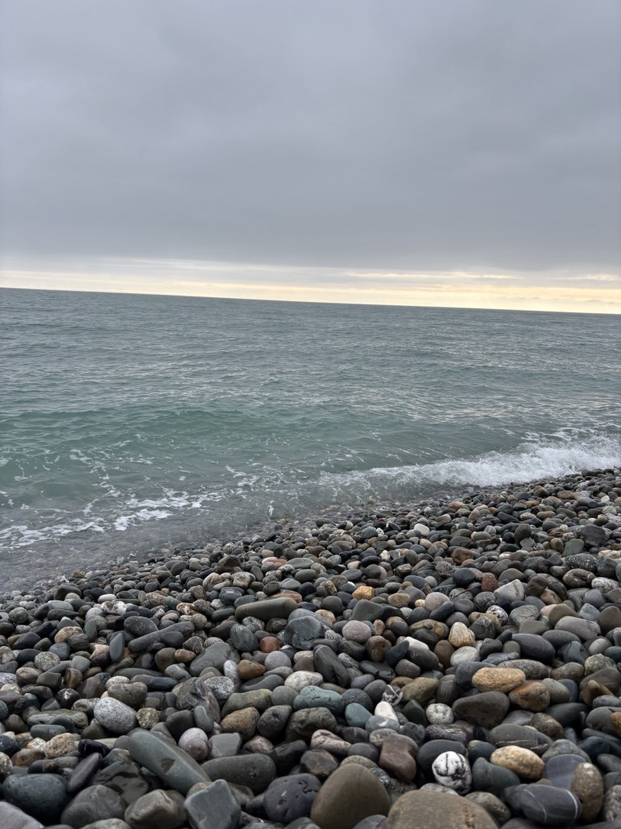 Море, пгт Сириус, апрель 2025 г.