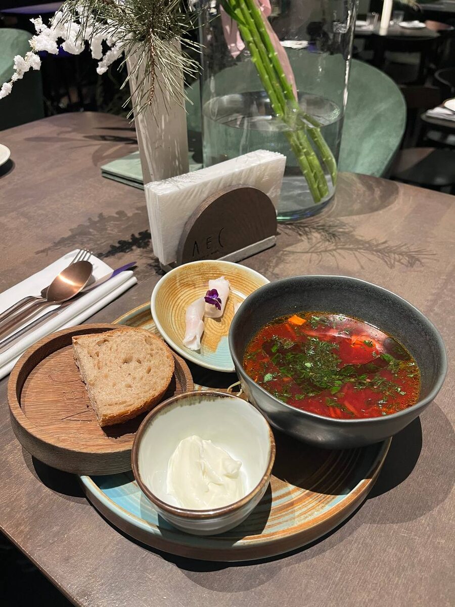 Борщ с моченой смородиной