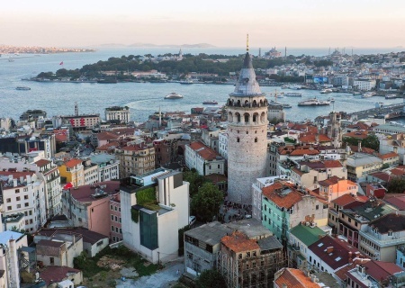    Уиткоффа и Рубио не будет на переговорах РФ и Украины. Они прибудут в Стамбул в пятницу