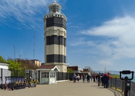    Такие разные приговоры. Кубанский суд отказался «серьёзно спросить» за нацистские тату