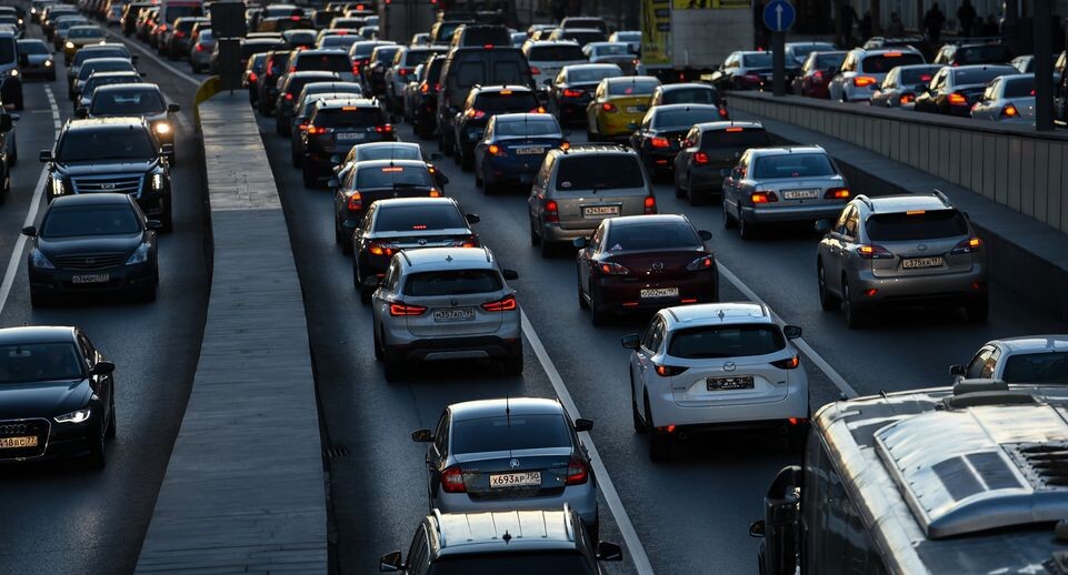    Вечерние пробки в Москве / Медиасток.рф