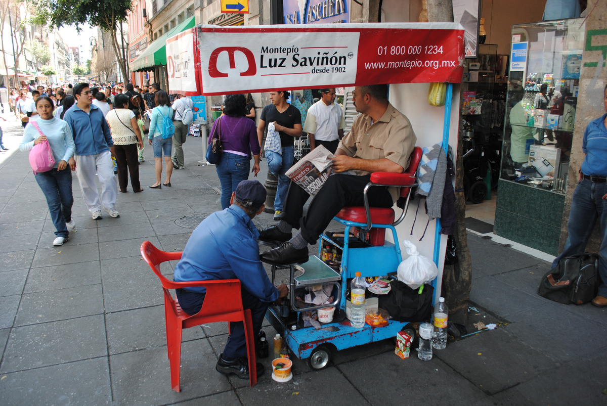 Чистка обуви в Мексике