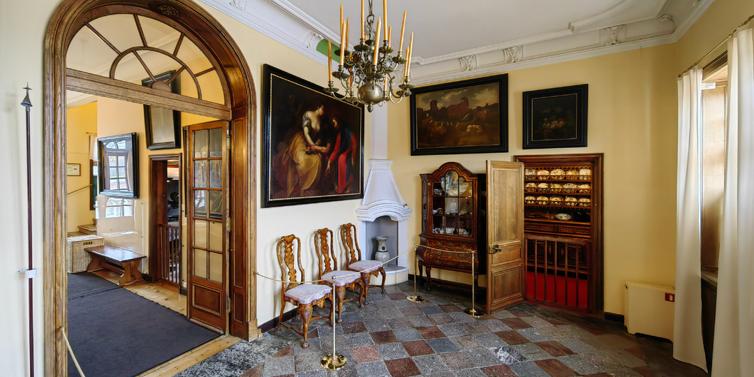 Дворец Марли - романтический уголок, который хранит память о Петре I (Петергоф)