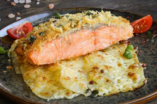 Фото с сайта: https://media-cdn.tripadvisor.com/media/photo-s/12/7f/d3/26/caption.jpg