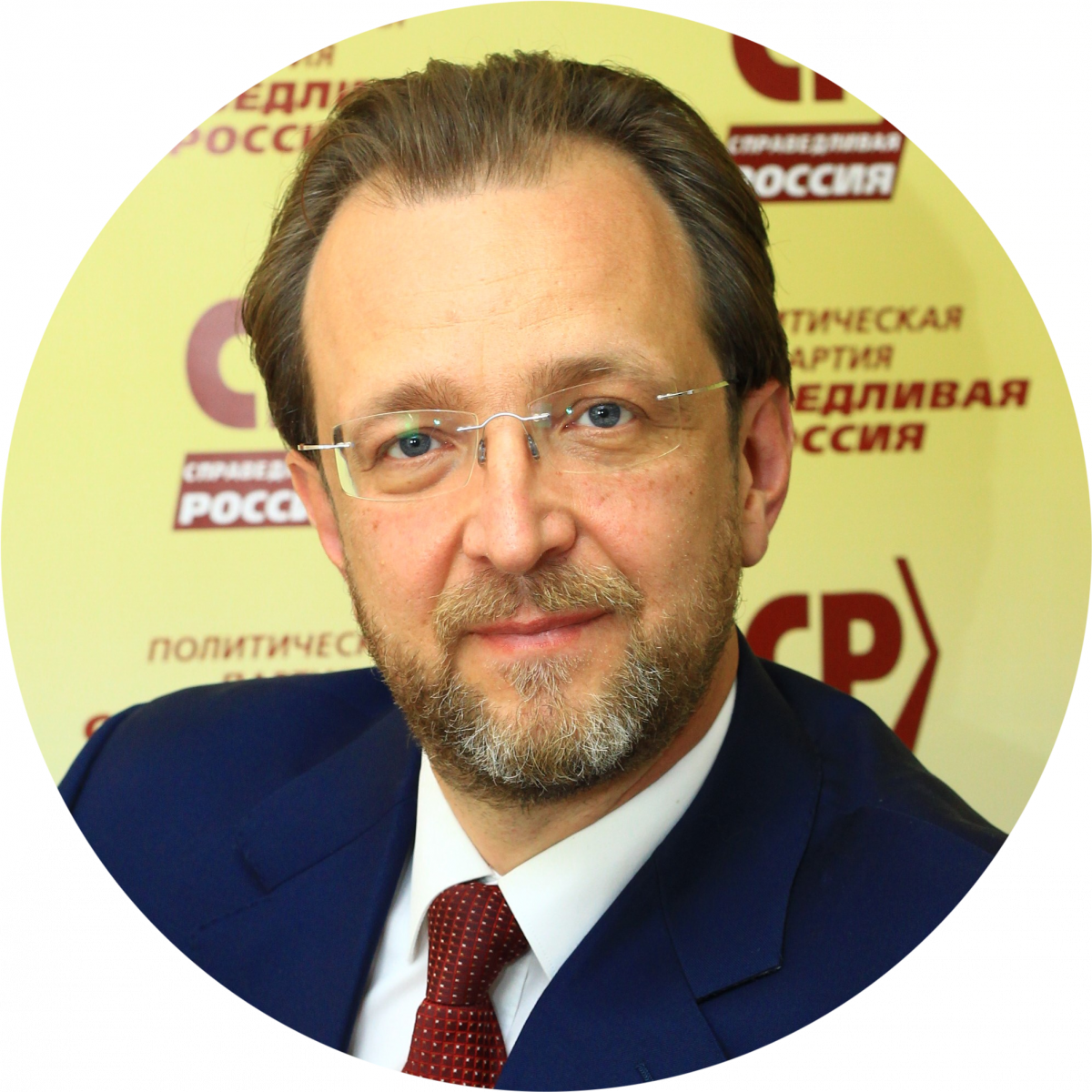 Большинство из тех граждан, кому доводилось иметь дело с сотрудниками коллекторских фирм, жалуются на полукриминальные методы, которыми пользуются взыскатели.