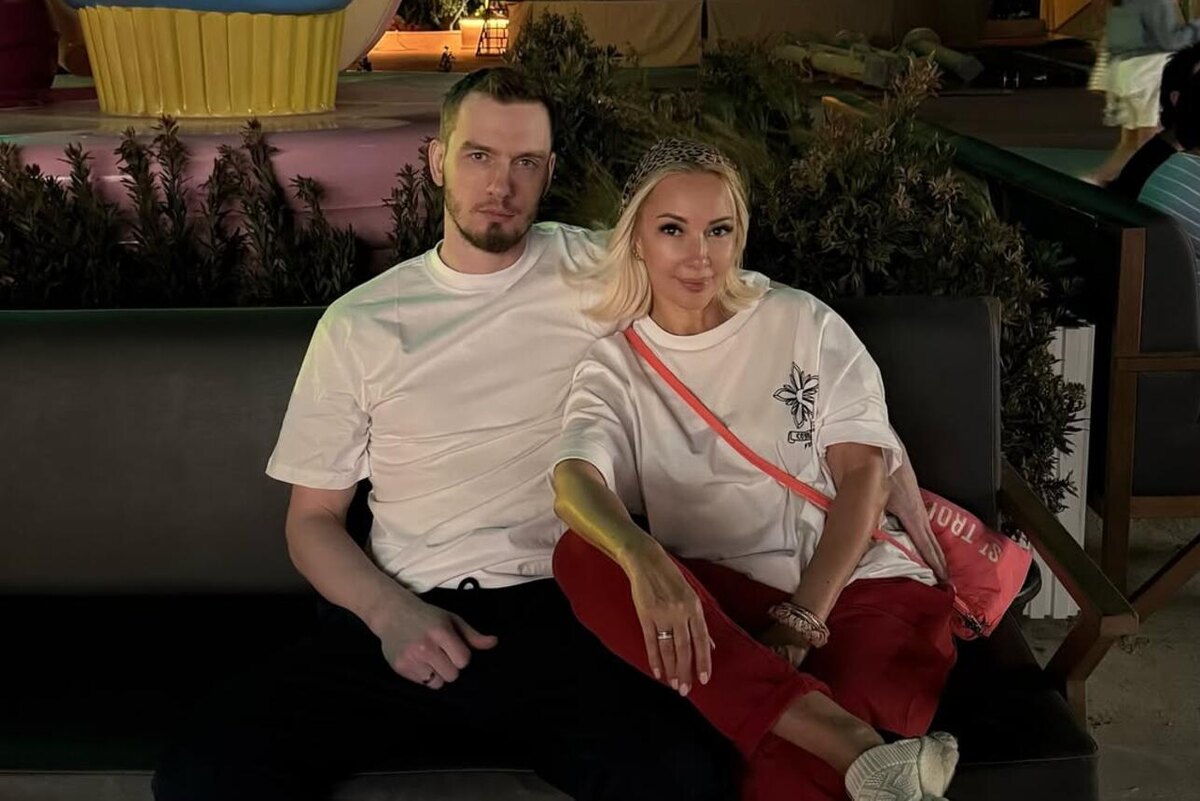    Лера Кудрявцева и Игорь Макаров Социальные сети