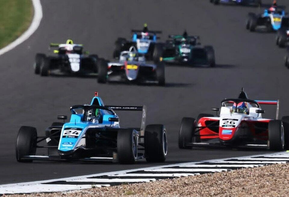    Впервые в истории гонки Ф1, Ф2, Ф3 и Ф4 пройдут в рамках одного этапаБританская Формула 4