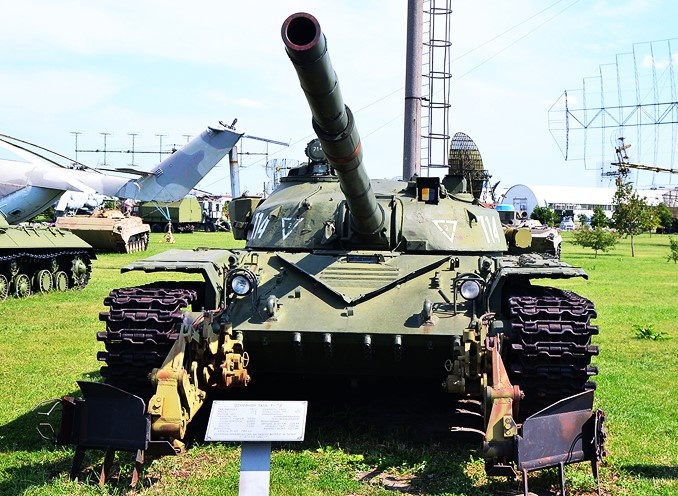 Фото: Константин Попов / https://www.kpopov.ru/travel/avtovaz_tank_10.htm#ancor8