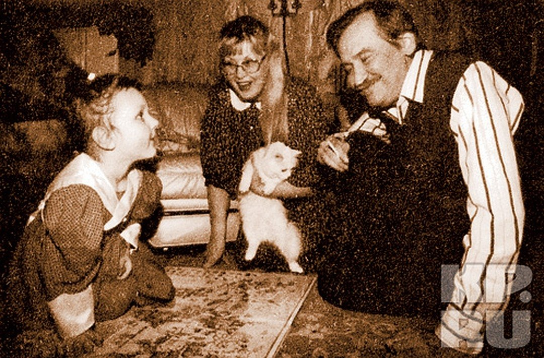 Леонид Филатов с семьей