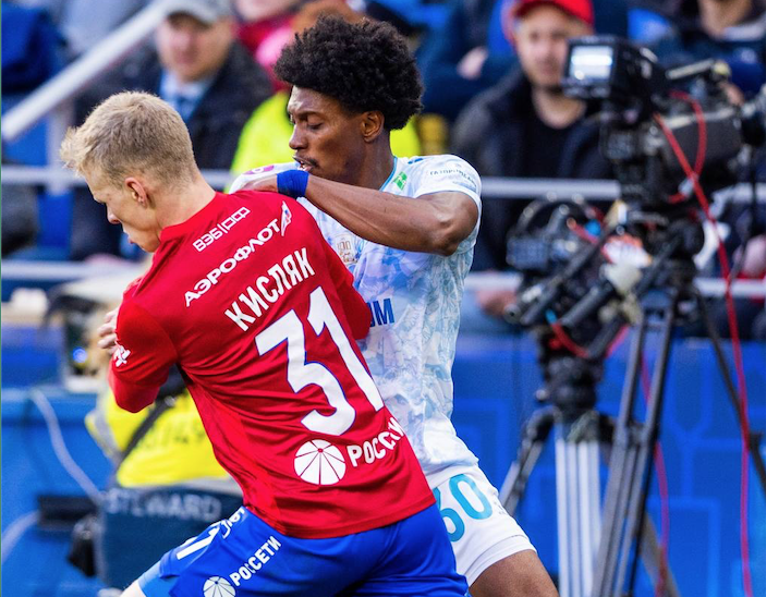 Полузащитник Матвей Кисляк - один из тех, кто сделал ЦСКА в этом сезоне сильнее. А вот Матео Кассьера и в этом матче «Зениту» не помог 