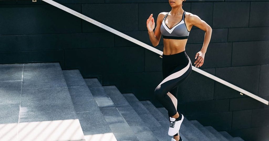 КАК БЕГАТЬ ДОЛГО И НЕ БРОСИТЬ БЕГ